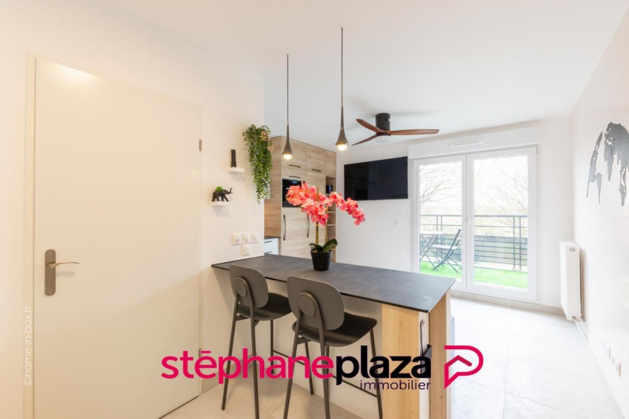 Plaza Parc 02 Apartment Montevrain Ngoại thất bức ảnh